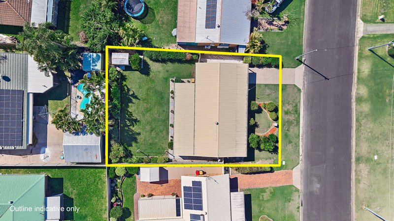 Photo - 28 Sunset Crescent, Torquay QLD 4655 - Image 22
