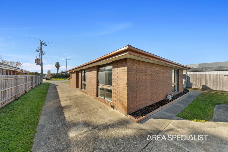 Photo - 28 Sybella Avenue, Koo Wee Rup VIC 3981 - Image 15