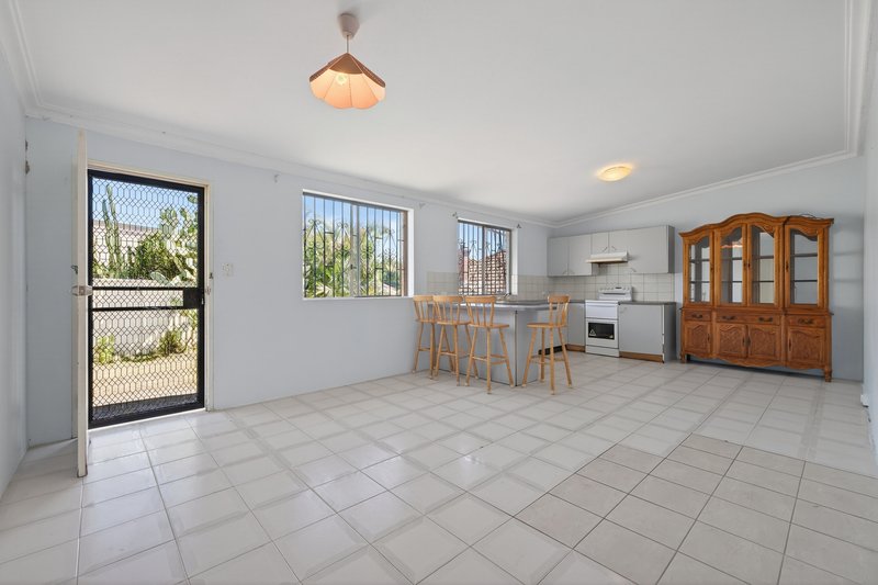 Photo - 28 Tabrett Street, Banksia NSW 2216 - Image 9