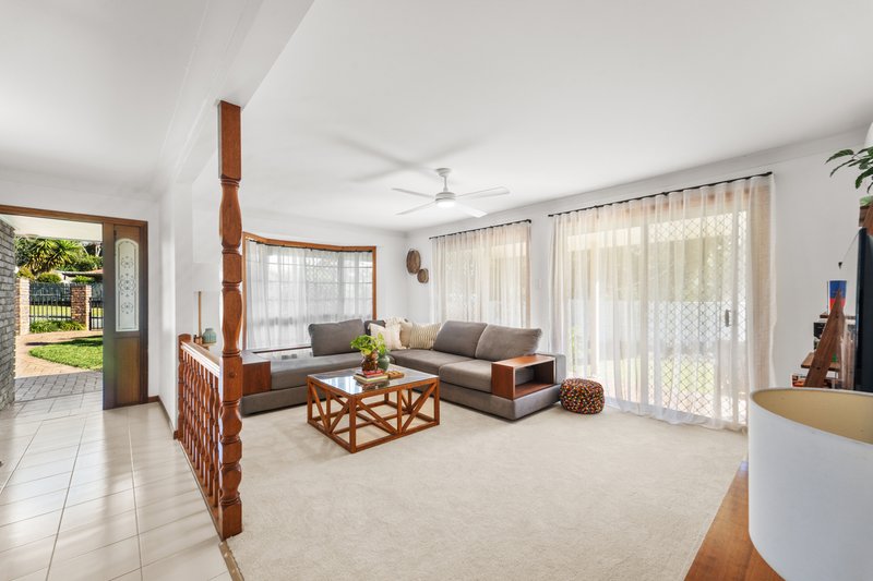 Photo - 28 Tanager Street, Albany Creek QLD 4035 - Image 3
