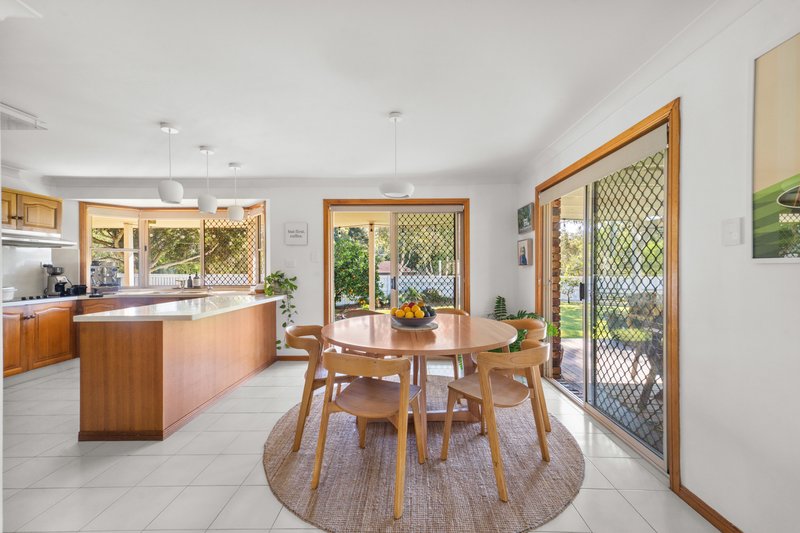 Photo - 28 Tanager Street, Albany Creek QLD 4035 - Image 6
