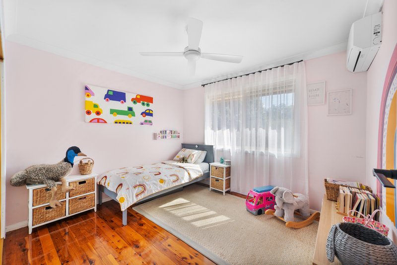 Photo - 28 Tanager Street, Albany Creek QLD 4035 - Image 11