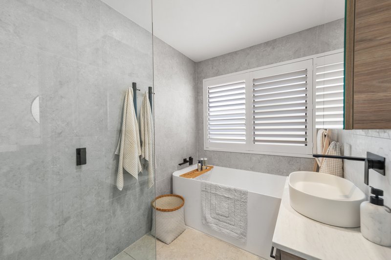 Photo - 28 Tanager Street, Albany Creek QLD 4035 - Image 14