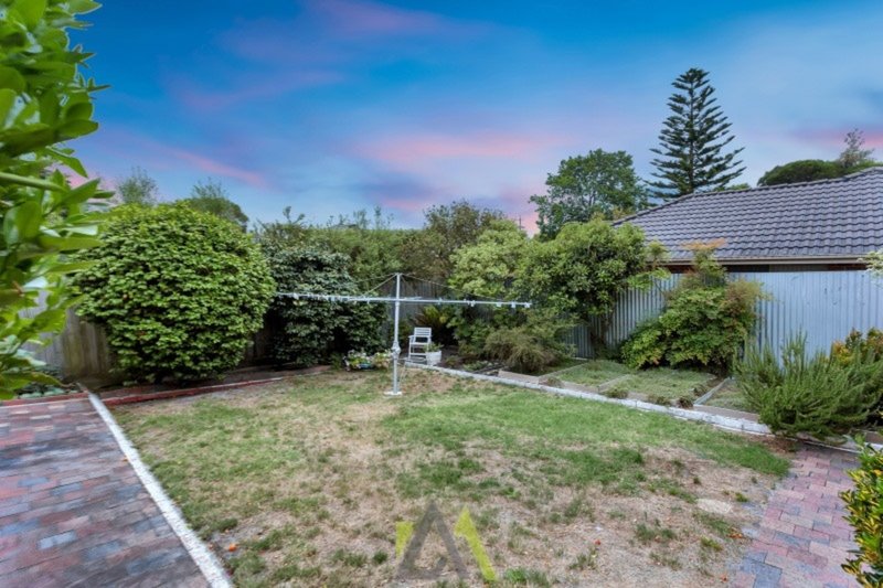 Photo - 28 Tara Drive, Frankston VIC 3199 - Image 12