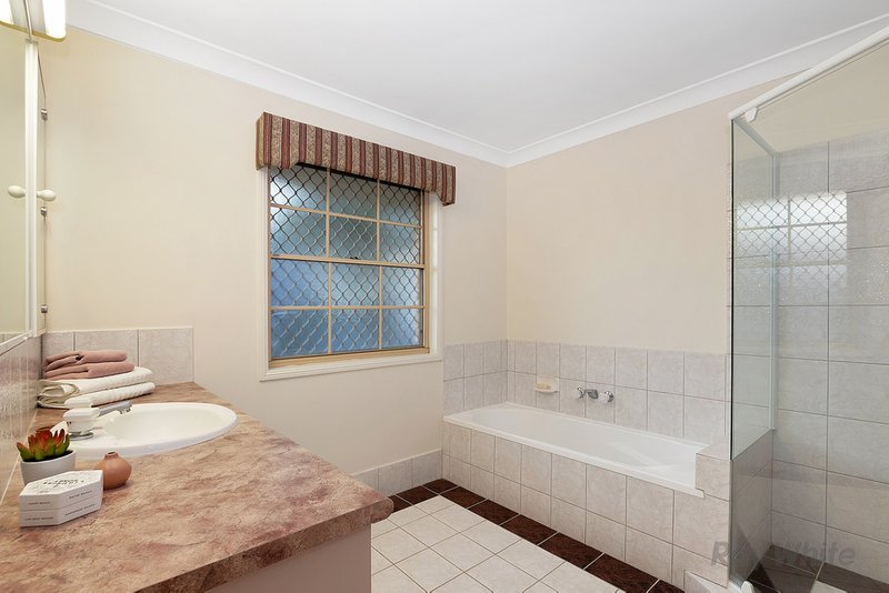 Photo - 28 Teagarden Street, Eight Mile Plains QLD 4113 - Image 12