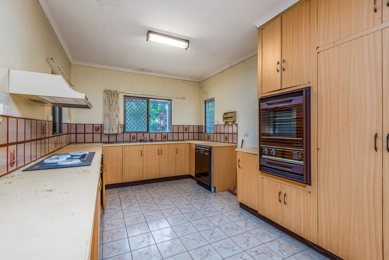 Photo - 28 Terebra Street, Palm Cove QLD 4879 - Image 5