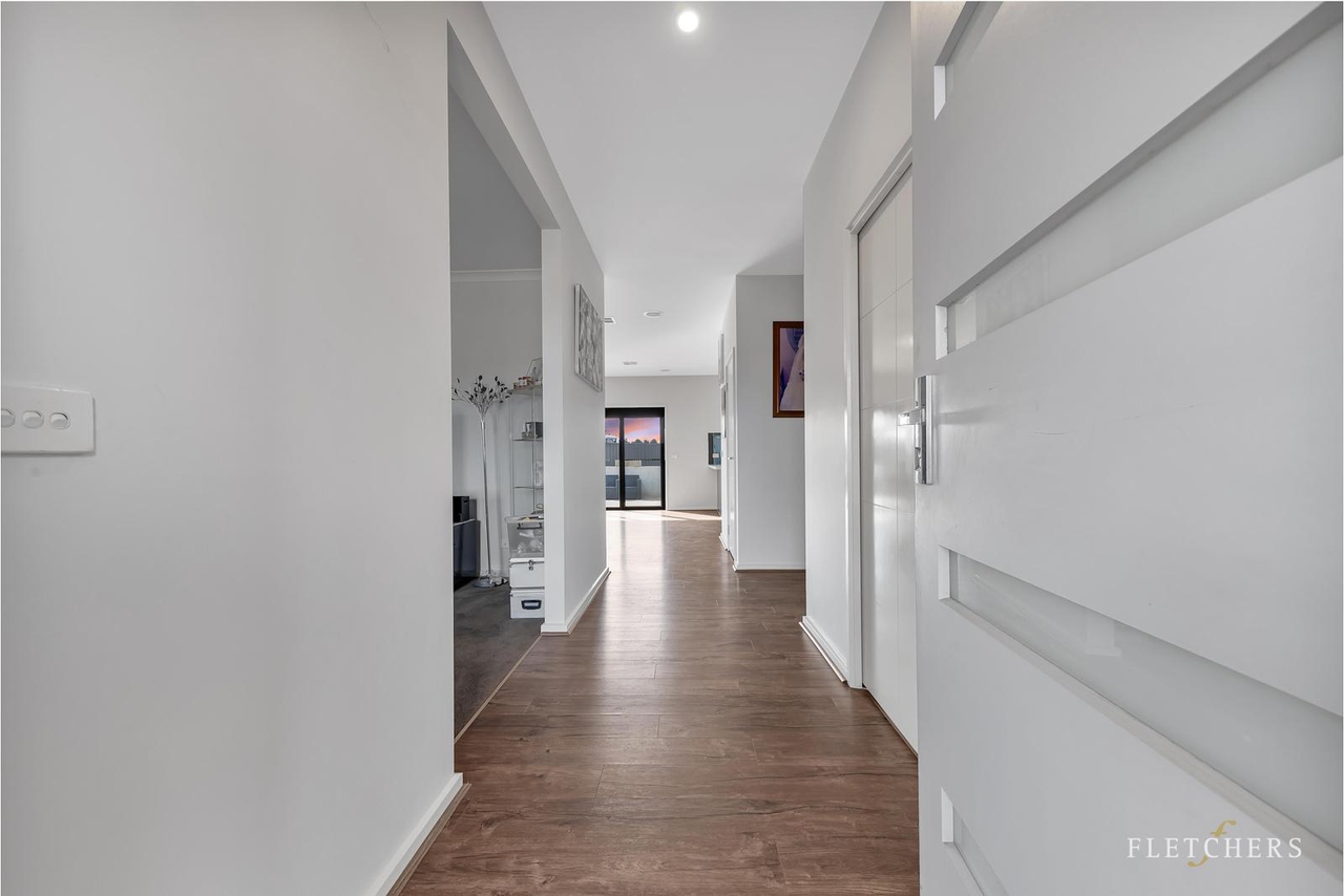 5-bedroom house at 28 THOMAS DRIVE, Hopetoun Park VIC 3340, Moorabool, Victoria