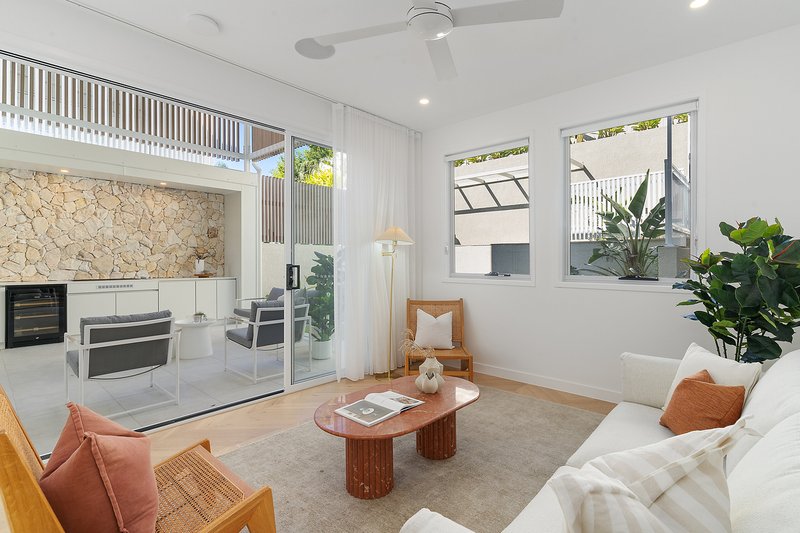 Photo - 28 Thorpe Street, Indooroopilly QLD 4068 - Image 16