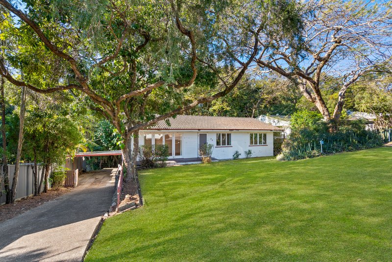 Photo - 28 Timothy Street, Moorooka QLD 4105 - Image 2