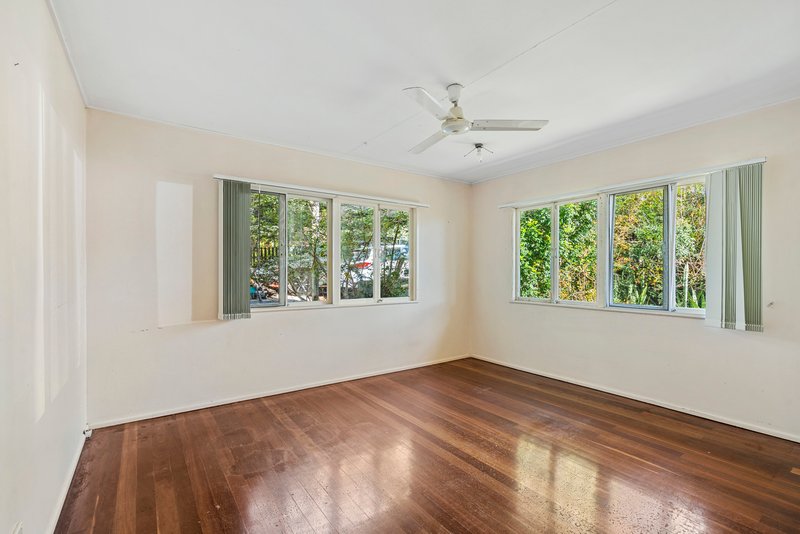Photo - 28 Timothy Street, Moorooka QLD 4105 - Image 11