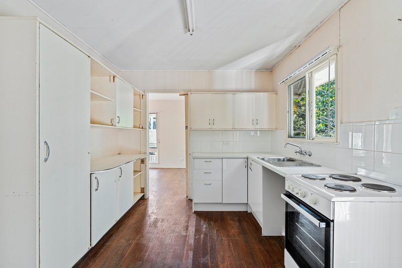 Photo - 28 Timothy Street, Moorooka QLD 4105 - Image 14