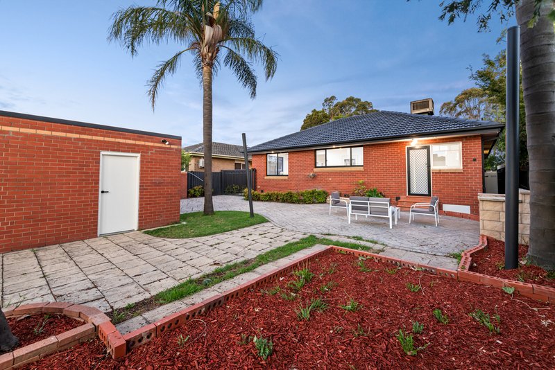 Photo - 28 Tirana Street, Mitcham VIC 3132 - Image 10