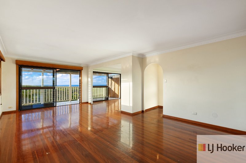 Photo - 28 Tongarra Drive, Ocean Shores NSW 2483 - Image 5