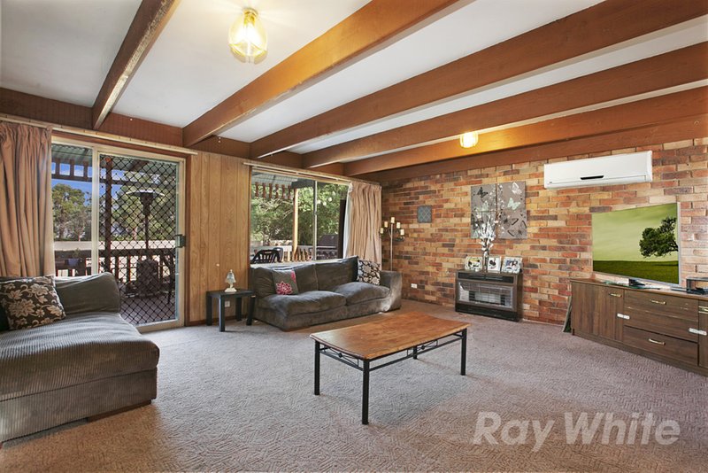 Photo - 28 Toolimerin Avenue, Bayswater North VIC 3153 - Image 2