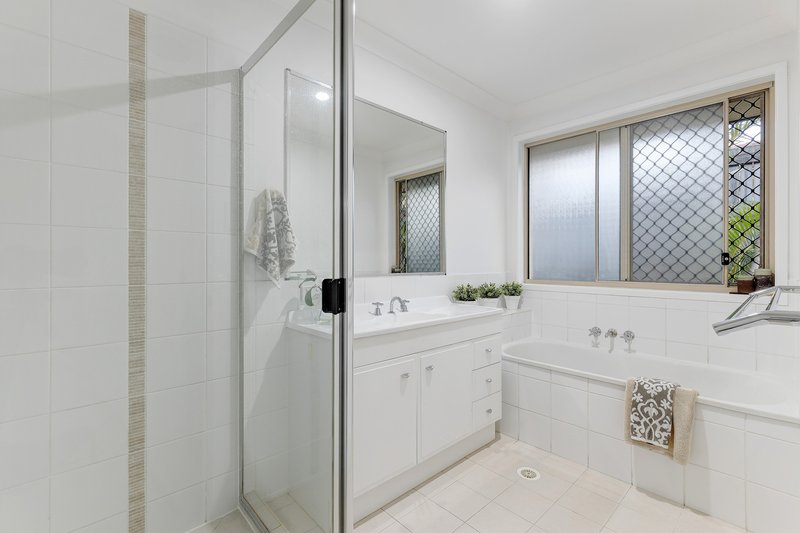 Photo - 28 Toorak Street, Parkinson QLD 4115 - Image 21