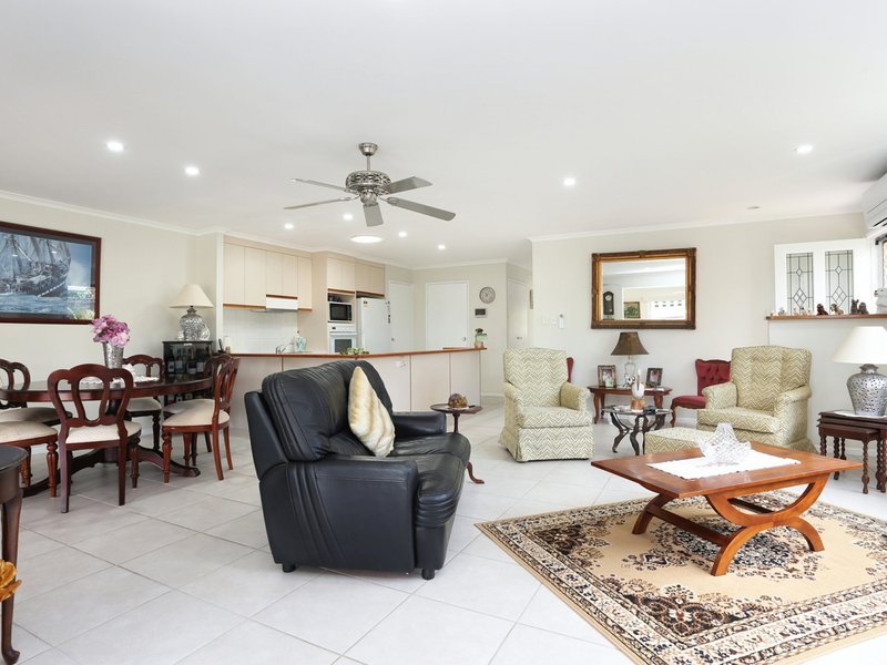 Photo - 2/8 Tradewinds Drive, Banksia Beach QLD 4507 - Image 5