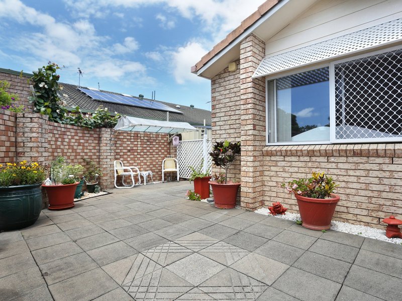 Photo - 2/8 Tradewinds Drive, Banksia Beach QLD 4507 - Image 13