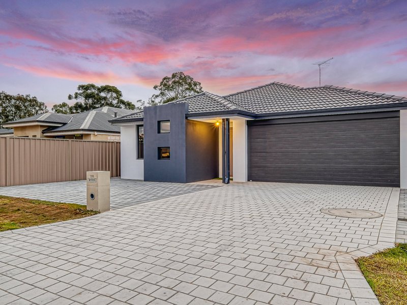 28 Treemartin Place, East Cannington WA 6107