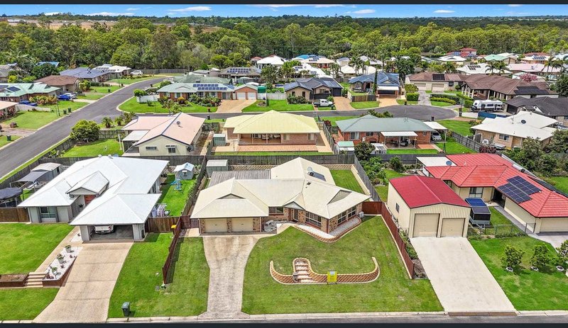 Photo - 28 Tropicana Drive, Avoca QLD 4670 - Image 2