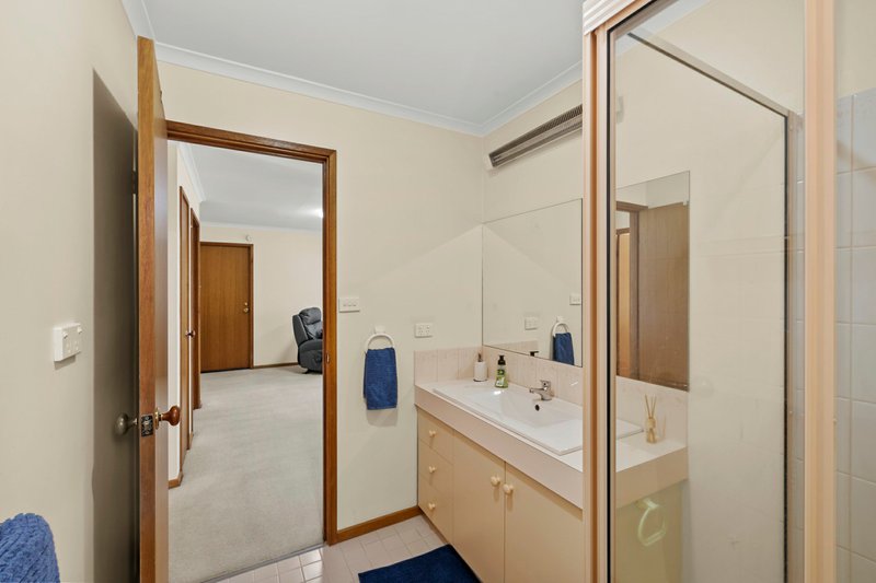 Photo - 2/8 Union Street, Bega NSW 2550 - Image 7
