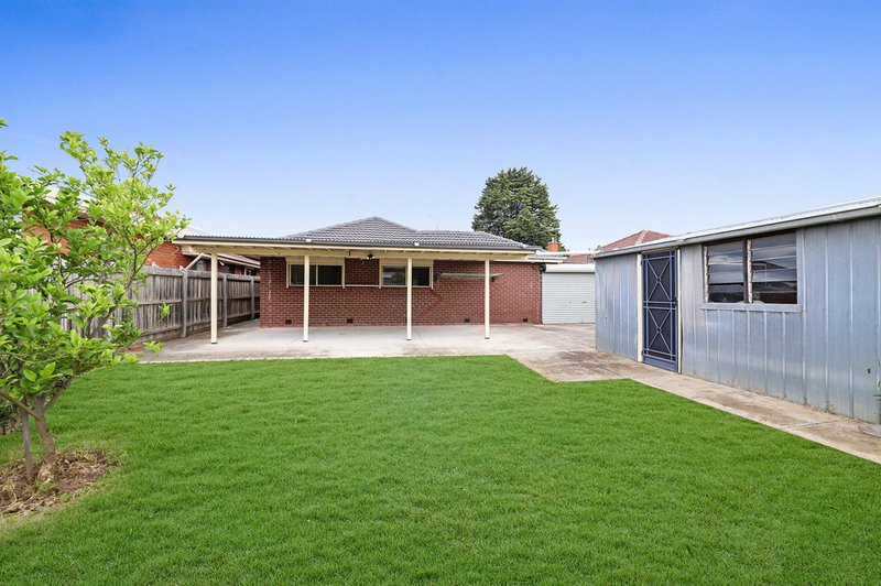 Photo - 28 Valerie Street, Lalor VIC 3075 - Image 13