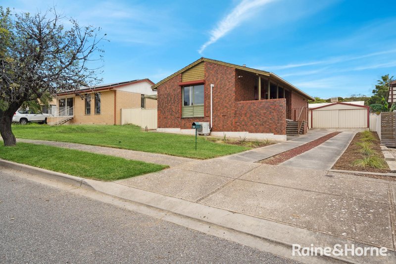 Photo - 28 Valleyfair Road, Hackham West SA 5163 - Image 4