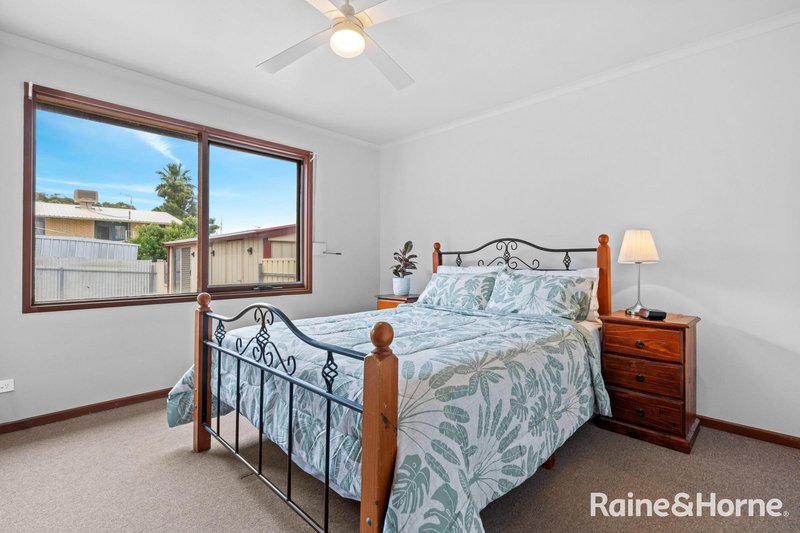 Photo - 28 Valleyfair Road, Hackham West SA 5163 - Image 16