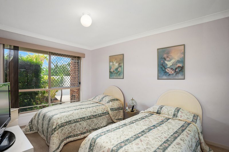 Photo - 28 Vancouver Drive, Robina QLD 4226 - Image 11