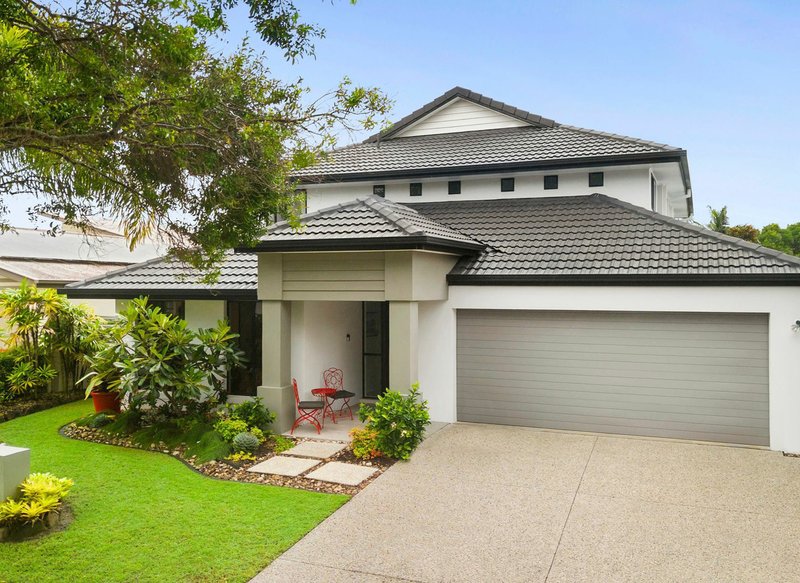 Photo - 28 Veerings Crescent, Twin Waters QLD 4564 - Image 2