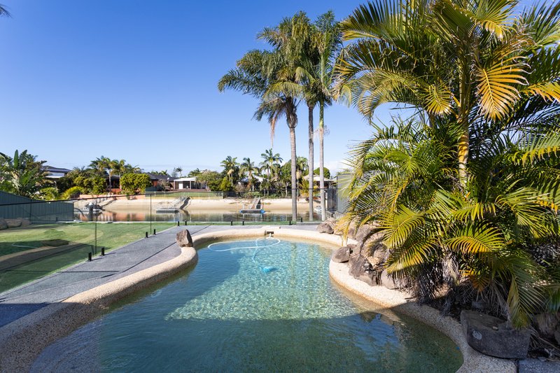 Photo - 28 Verdichio Avenue, Mermaid Waters QLD 4218 - Image 13