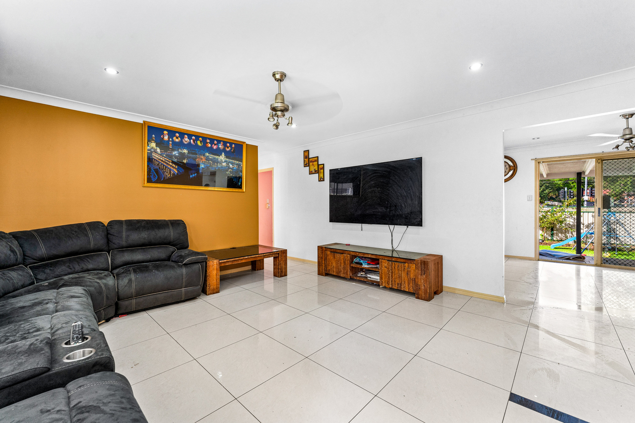 28 Victor Street, Runcorn, QLD 4113 - Image 2