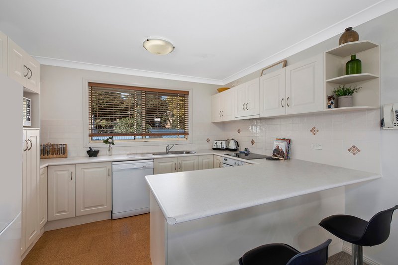 Photo - 2/8 Victoria Street, East Gosford NSW 2250 - Image 4