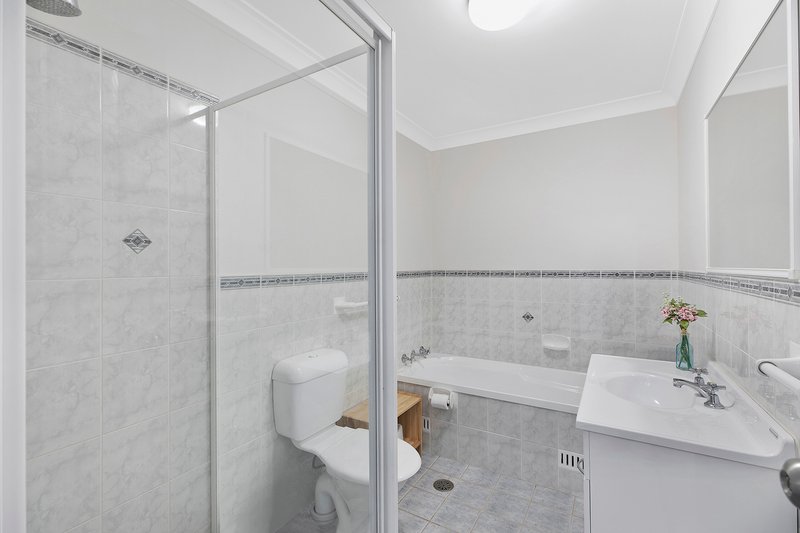 Photo - 2/8 Victoria Street, East Gosford NSW 2250 - Image 9