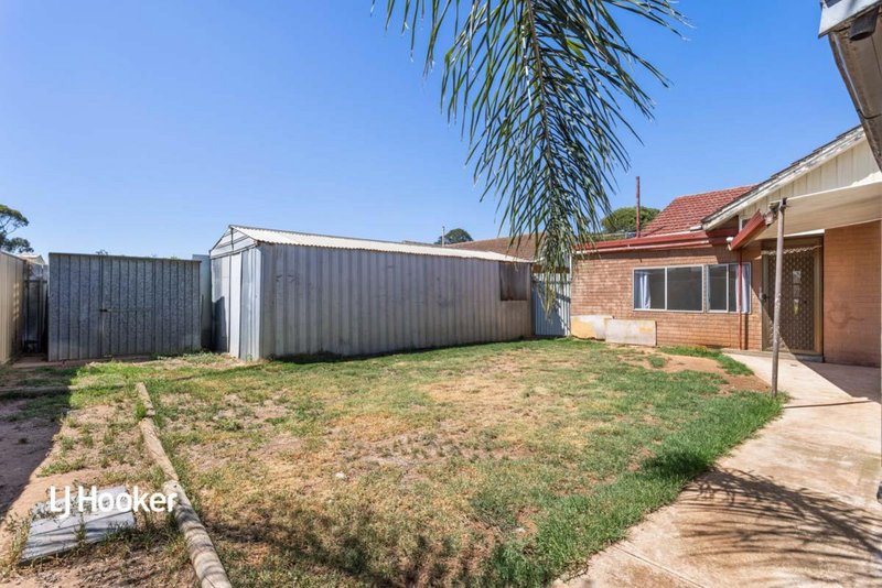 Photo - 28 Vincent Road, Smithfield Plains SA 5114 - Image 15