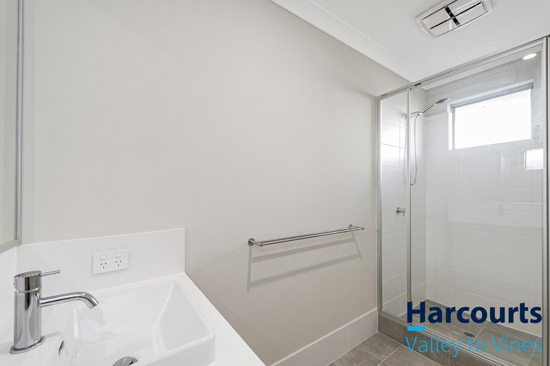 Photo - 28 Vinsanto Boulevard, Dayton WA 6055 - Image 12