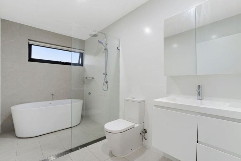 Photo - 28 Wackett Street, Maroubra NSW 2035 - Image 8