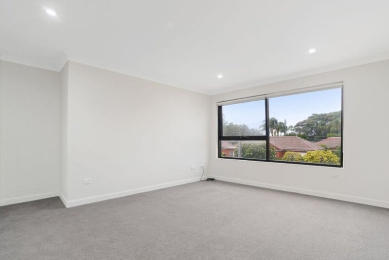 Photo - 28 Wackett Street, Maroubra NSW 2035 - Image 9