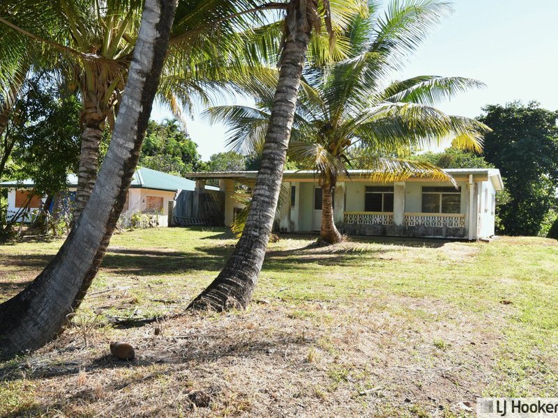 Photo - 28 Wall Street, South Mission Beach QLD 4852 - Image 2