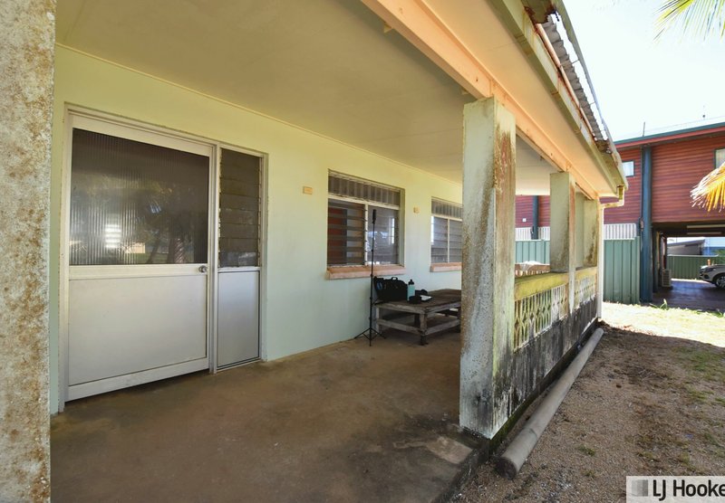 Photo - 28 Wall Street, South Mission Beach QLD 4852 - Image 11