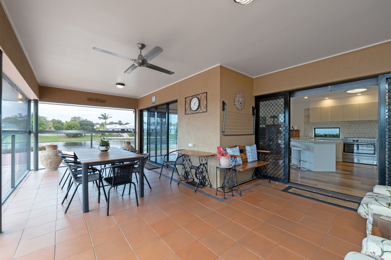 Photo - 28 Wallaby Circuit, Pelican Waters QLD 4551 - Image 11
