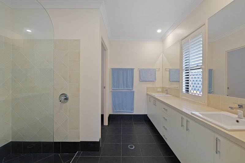 Photo - 28 Wallaby Circuit, Pelican Waters QLD 4551 - Image 17