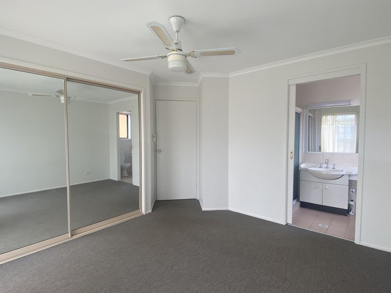 Photo - 28 Wallaringa Street, Surfside NSW 2536 - Image 7