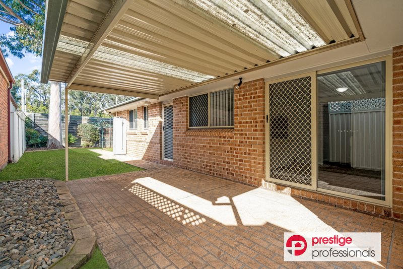 Photo - 28 Wallcliffe Court, Wattle Grove NSW 2173 - Image 9