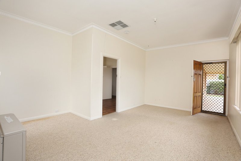 Photo - 28 Walter Street, Maitland SA 5573 - Image 7