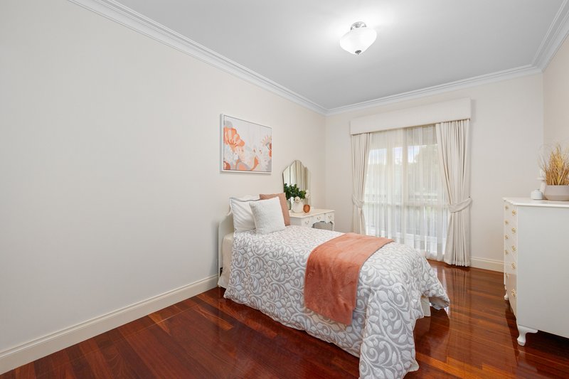 Photo - 28 Warburton Highway, Lilydale VIC 3140 - Image 9