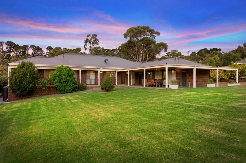 Photo - 28 Warburton Highway, Lilydale VIC 3140 - Image 10