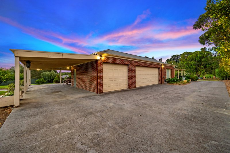 Photo - 28 Warburton Highway, Lilydale VIC 3140 - Image 12