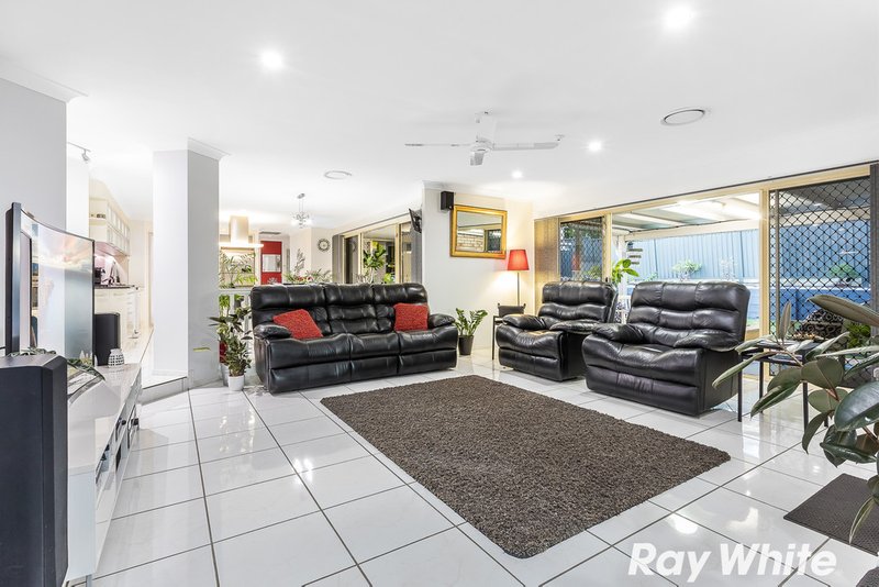 Photo - 28 Warrego Cres , Murrumba Downs QLD 4503 - Image 14