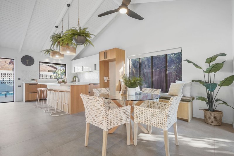 Photo - 28 Warrungen Way, Ashmore QLD 4214 - Image 4
