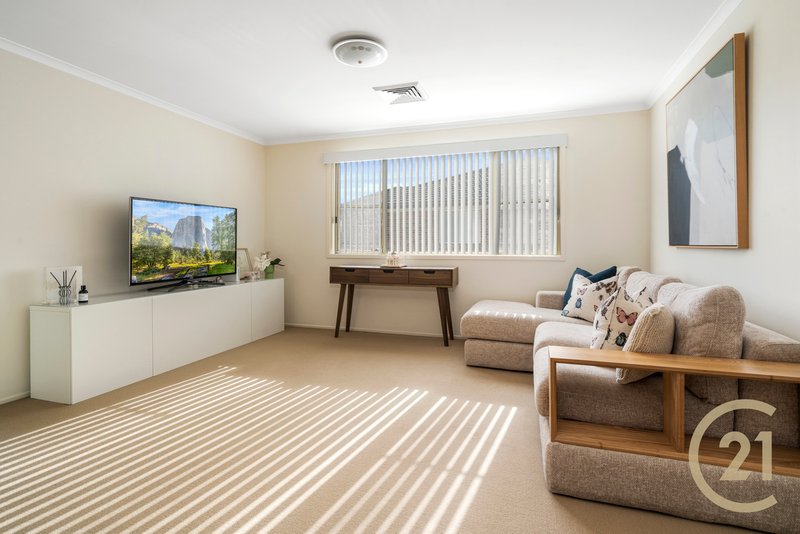 Photo - 28 Wattle Grove Drive, Wattle Grove NSW 2173 - Image 15